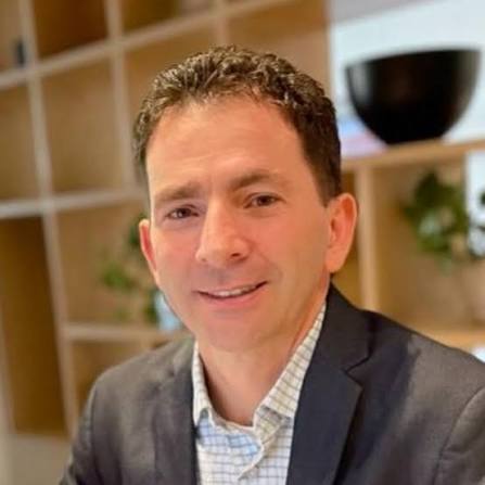 Dr. Sergio Tobón